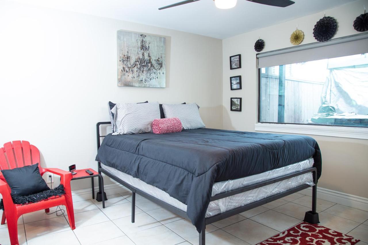 Apartamento Cozy Studio In The Downtown/Montrose Area Houston Exterior foto